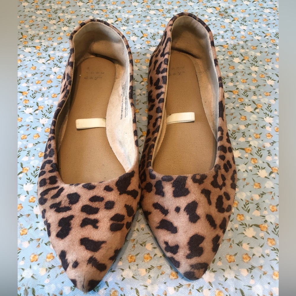 A New Day Leopard flats size 7